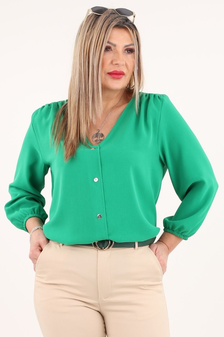 Zielona bluzka zapinana na guziki