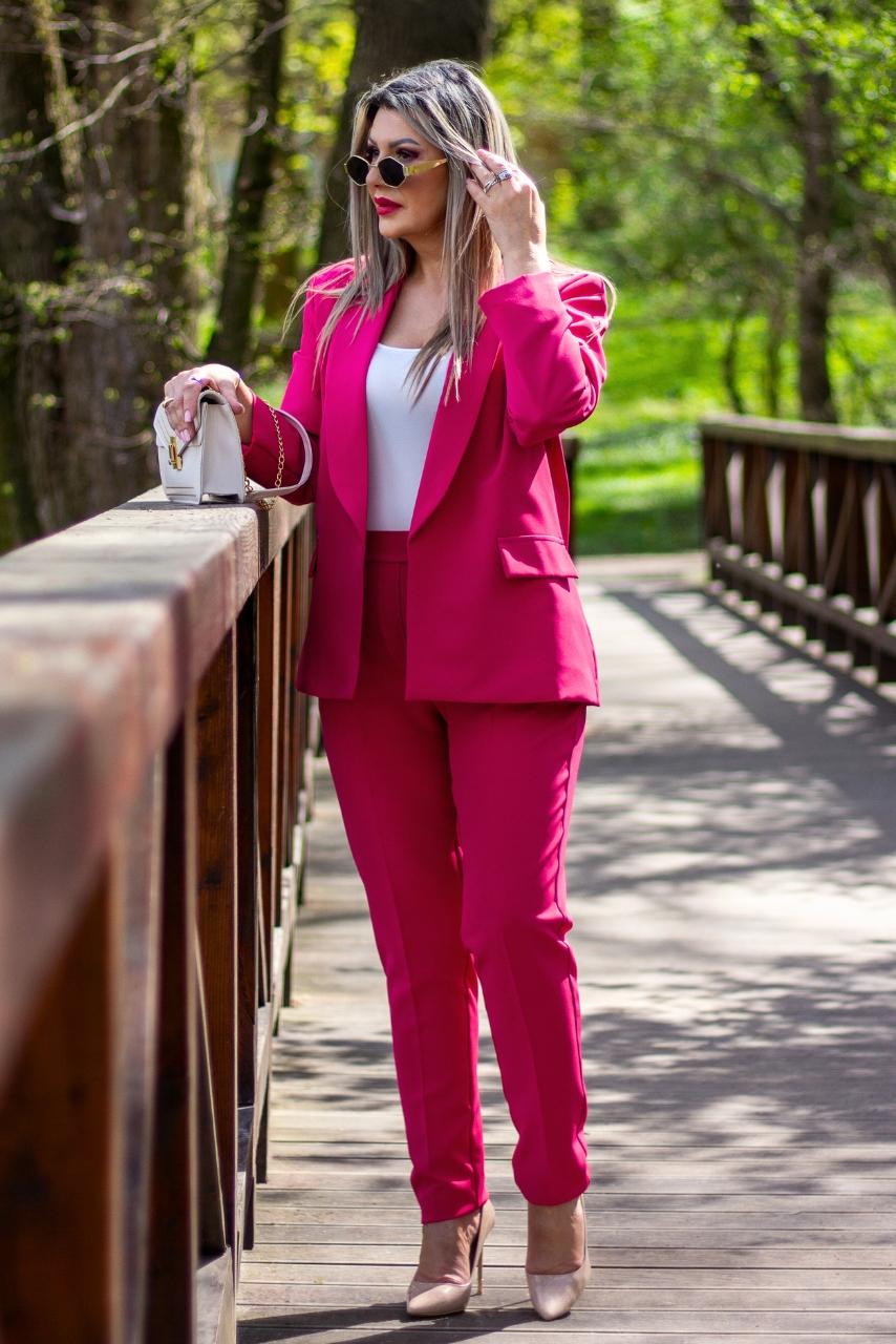 Garnitur damski plus size różowy