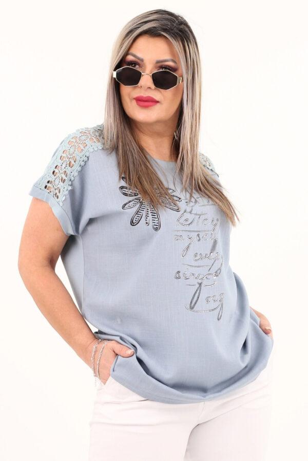 bluzka z koronką na rękawach niebieska