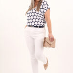bialo-granatowa-bluzka-damska-z-krotkim-rekawem (10)