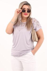 Bluzka z koronkowymi wstawkami lawendowa