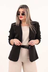 Marynarka plus size czarna – odzież XXL dla kobiet