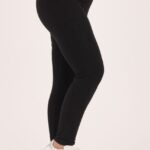 czarne-legginsy-plus-size (1)