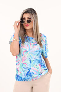 Elegancka bluzka z gumką na dole niebieska