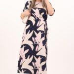 Granatowa sukienka do połowy łydki z wiązaniem z boku