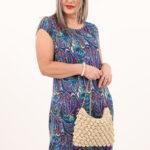 prosta-sukienka-letnia-midi-plus-size-w-ornamenty (2)