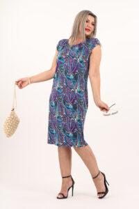 Prosta sukienka letnia midi plus size w ornamenty