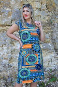 Prosta sukienka letnia midi plus size kolorowa w rozety