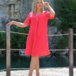 Sukienka z guzikami z przodu malinowa