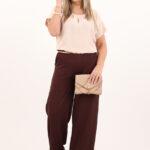 bezowa-bluzka-z-lezka-na-dekolcie (8)