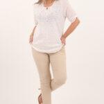 biala-azurowa-bluzka-z-guziczkami-na-dekolcie (3)