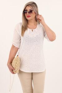 Biała ażurowa bluzka z guziczkami na dekolcie