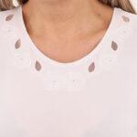 biala-bluzka-z-haftowanymi-kwiatami (1)