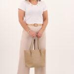 biala-bluzka-z-haftowanymi-kwiatami (2)