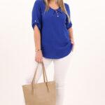 chabrowa-bluzka-z-guziczkamina-dekolcie (3)