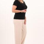 czarna-bluzka-z-haftowanymi-kwiatami (3)