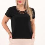 Czarna bluzka z przezroczystym dekoltem