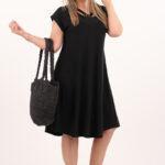 czarna-sukienka-z-paskami-na-dekolcie (2)