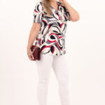 czerwono-szara-bluzka-z-zamkiem-przy-dekolcie (6)