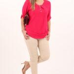 malinowa-bluzka-z-guziczkamina-dekolcie (3)