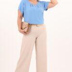 niebieska-bluzka-z-lezka-na-dekolcie (5)