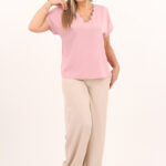 pudrowa-bluzka-z-ozdobnym-dekoltem (5)