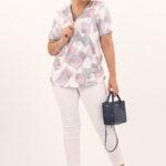 rozowa-bluzka-z-zamkiem-przy-dekolcie (6)