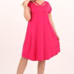 rozowa-sukienka-z-paskami-na-dekolcie (6)