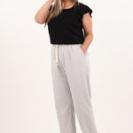 Szare długie przewiewne spodnie na lato