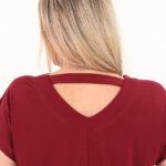 Sukienka-midi-z-wycięciem-bordowa (1)