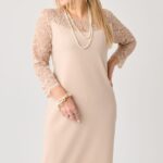 elegancka-sukienka-z-koronka-bezowa (12)