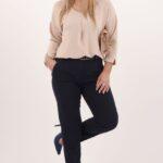 bezowa-bluzka-z-guzikami-z-przodu (1)