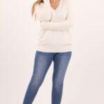 bialy-sweter-damski-azurowy (6)