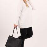 bialy-sweter-damski-z-ozdobnymi-guzikami (5)