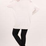 bialy-sweter-z-koronka-na-ramionach (3)