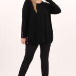 czarny-sweter-damski-z-ozdobnymi-guzikami (8)