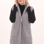 Kamizelka w dużym rozmiarze szara dzianinowa dla kobiet