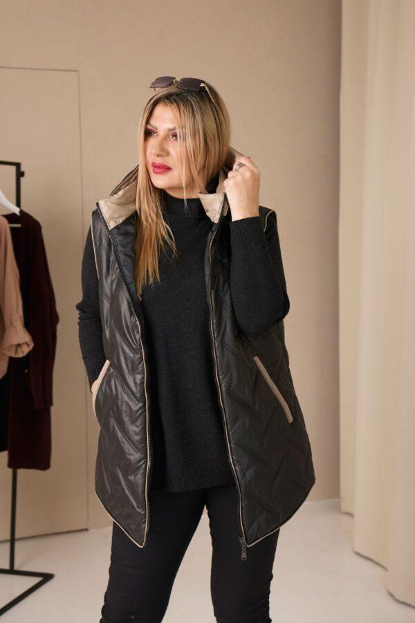 Czarny bezrękawnik damski z kapturem plus size 40-48, pikowana kamizelka w dużych rozmiarach