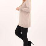 klasyczny-sweter-damski-bezowy (1)