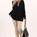 klasyczny-sweter-damski-czarny (5)