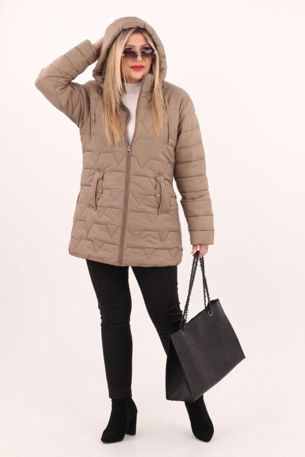 Beżowa kurtka damska przejściowa długa