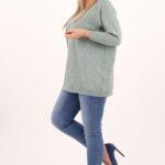 mietowy-sweter-z-dekoltem-w-lodke (2)