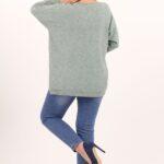 mietowy-sweter-z-dekoltem-w-lodke (3)