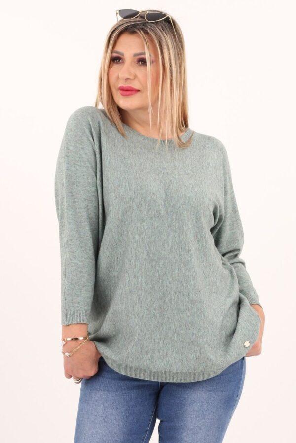 Miętowy sweter z dekoltem w łódkę