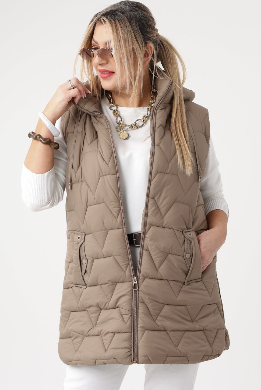 pikowany-bezrekawnik-damski-plus-size-bezowy