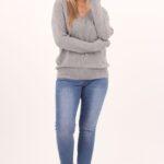 szary-sweter-damski-azurowy (6)