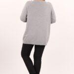 szary-sweter-damski-z-ozdobnymi-guzikami (3)