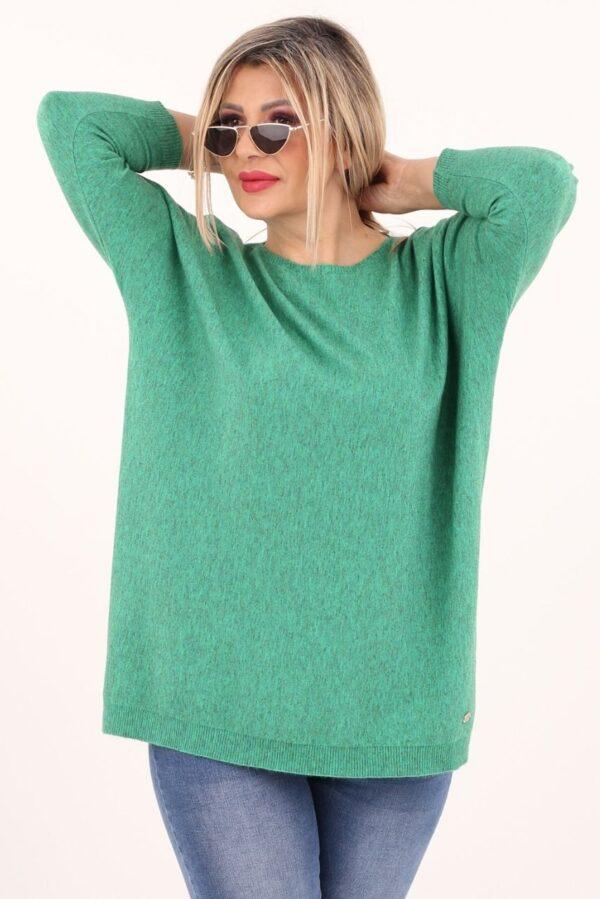 Zielony sweter z dekoltem w łódkę