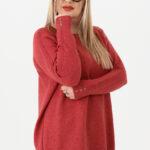 Ciepły-sweter-damski-czerwony-oversize (5)
