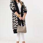 Długi-damski-kardigan-beżowo-czarny (5)